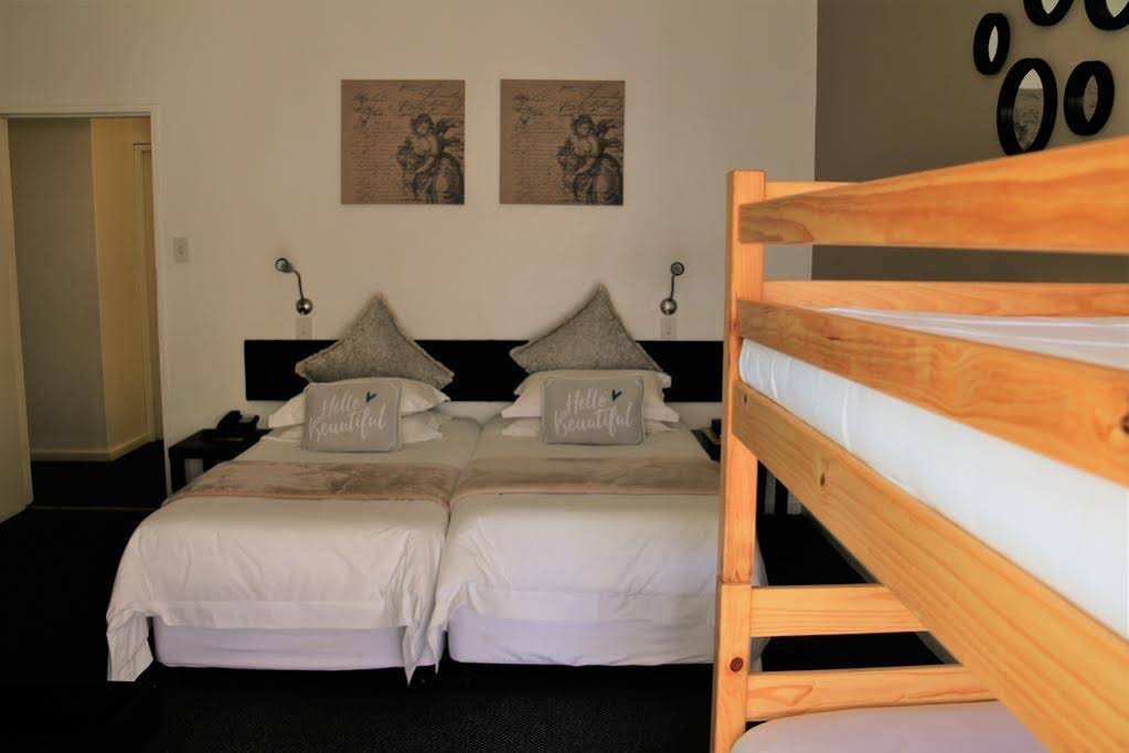 Фото George Lodge International