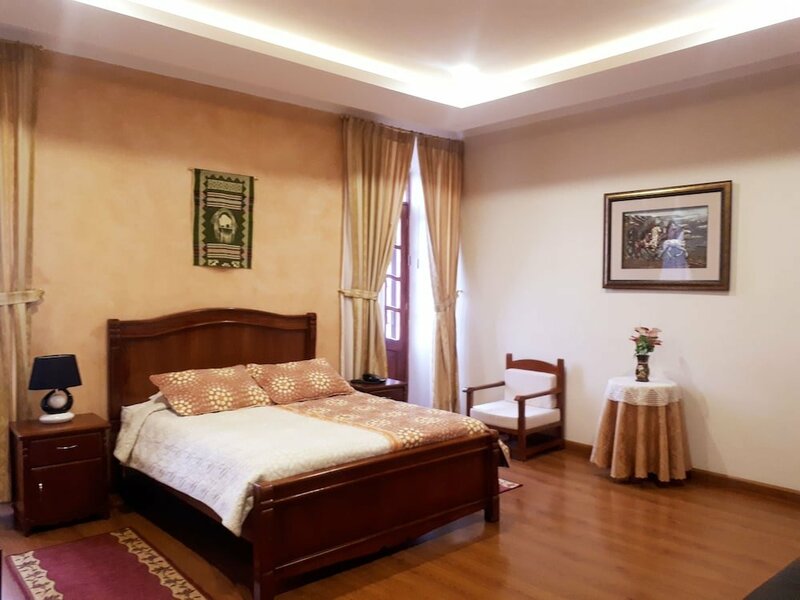 Гостиница Hostal Casa Montero в Кито