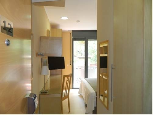 Фото Hostal House