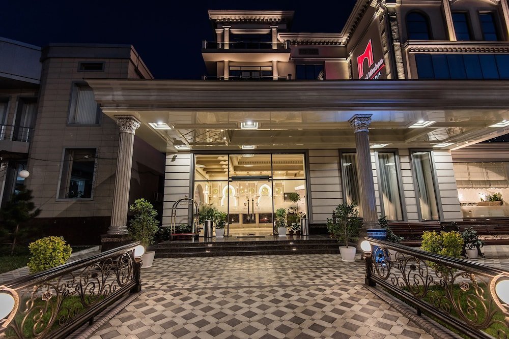 Фото отеля 1