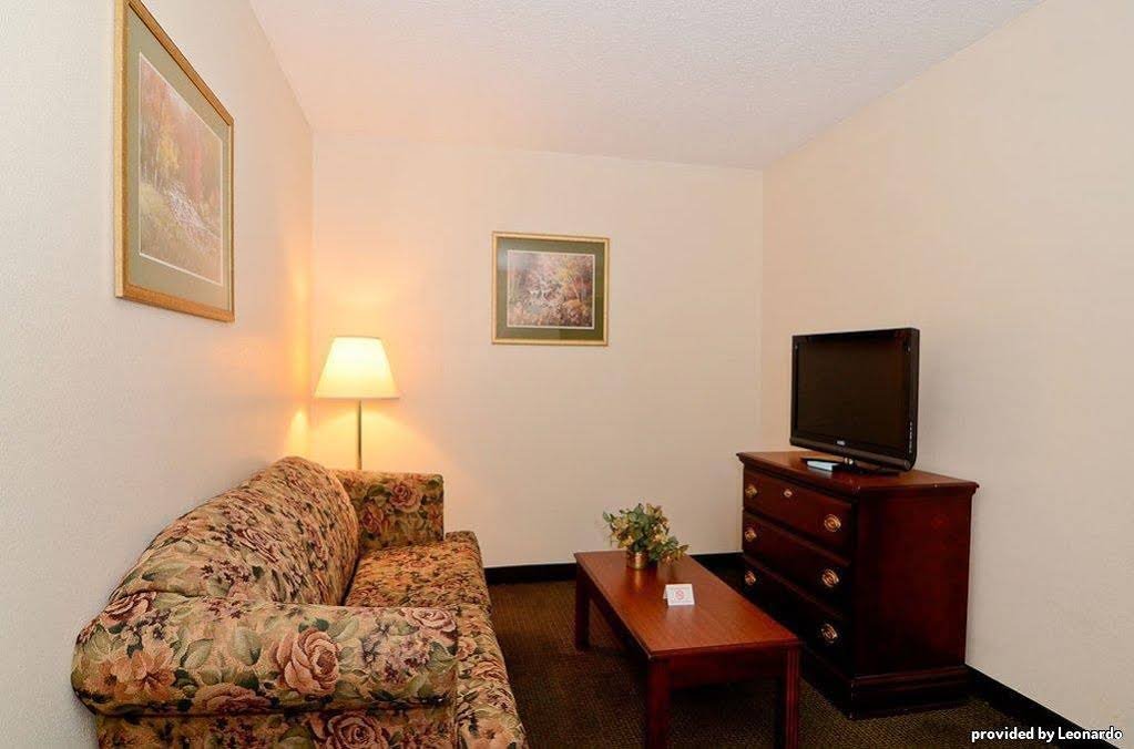 Фото Best Western Airport Suites