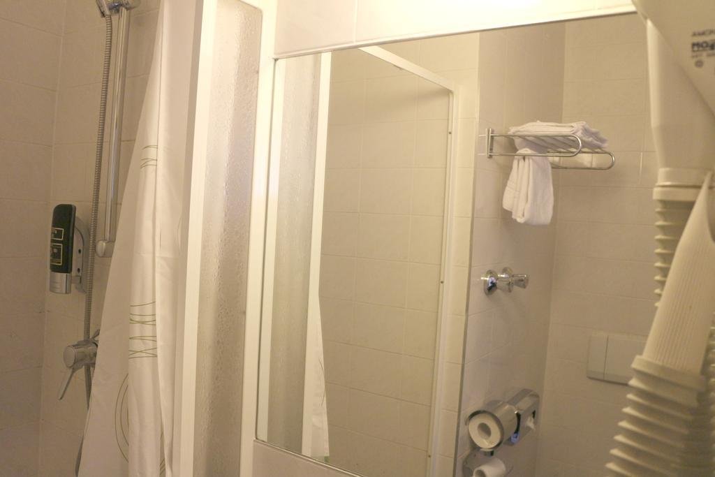 Фото Hotel Carina Vienna