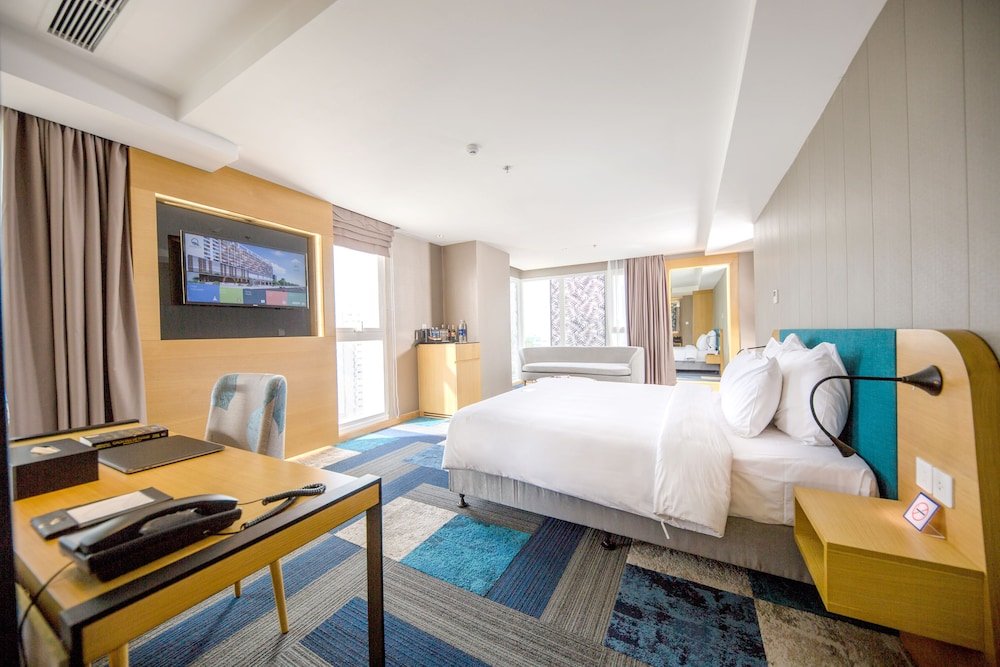 Фото Quinter Central Nha Trang