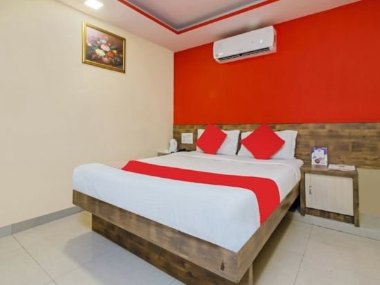 Фото Hotel Qubestay Airport