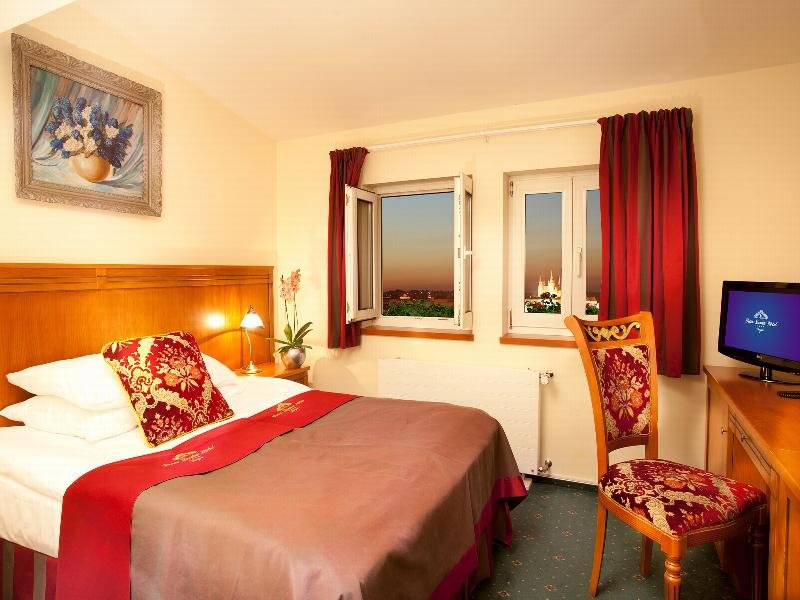 Фото Green Garden Hotel