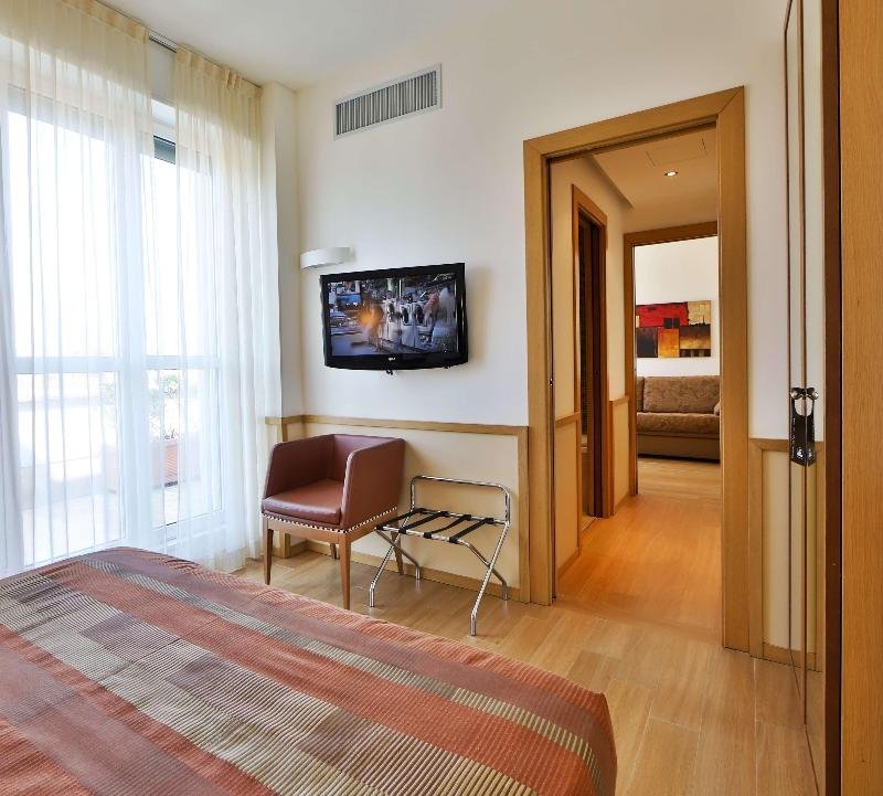 Фото Best Western Hotel City