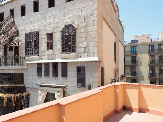 Хостел Hostal Benidorm в Барселоне