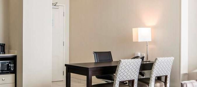 Фото Embassy Suites Louisville Downtown