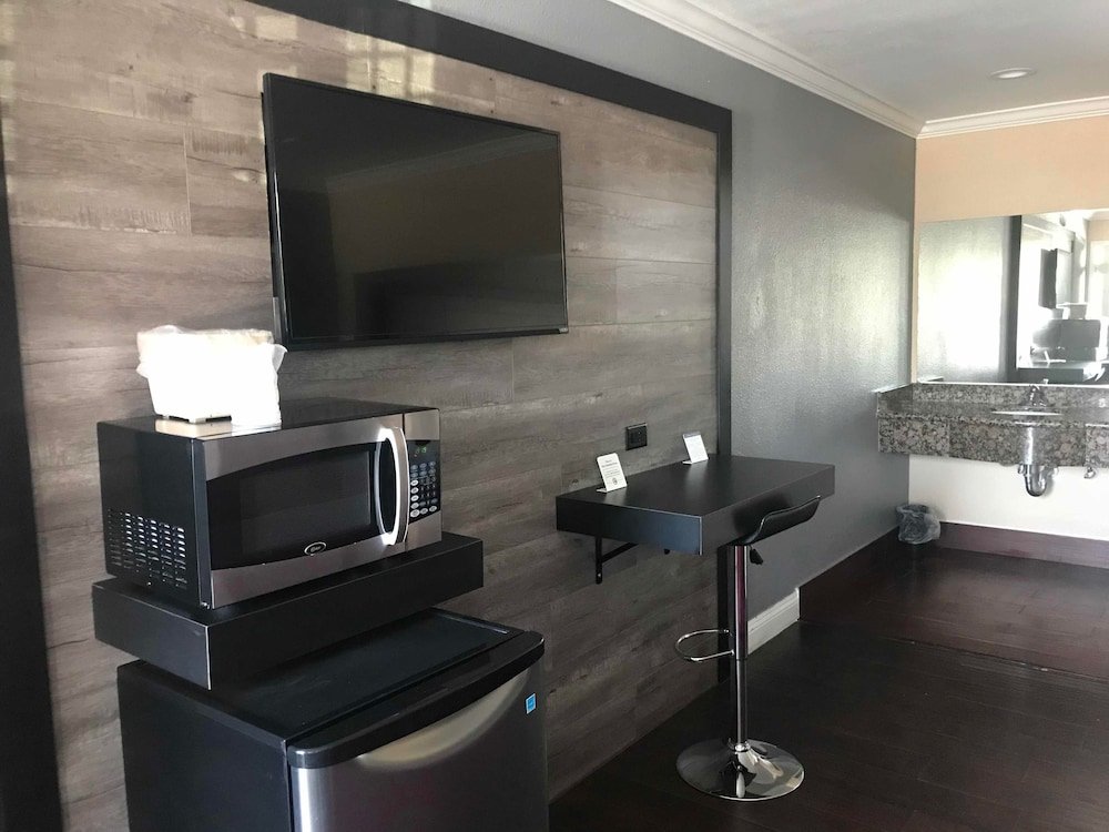 Фото Angels Motel Pico Rivera