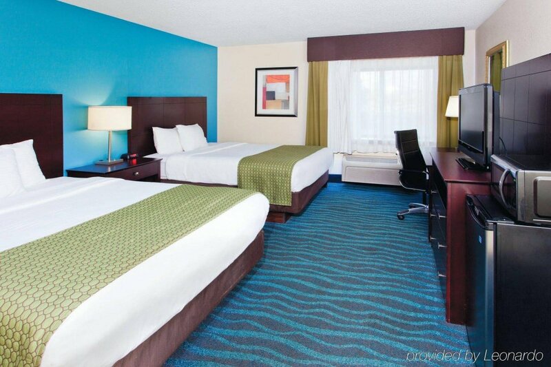 Гостиница La Quinta Inn & Suites by Wyndham Goodlettsville - Nashville в Гудлеттсвилле