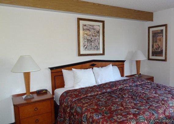 Фото Motel 6 Raleigh, Nc - North