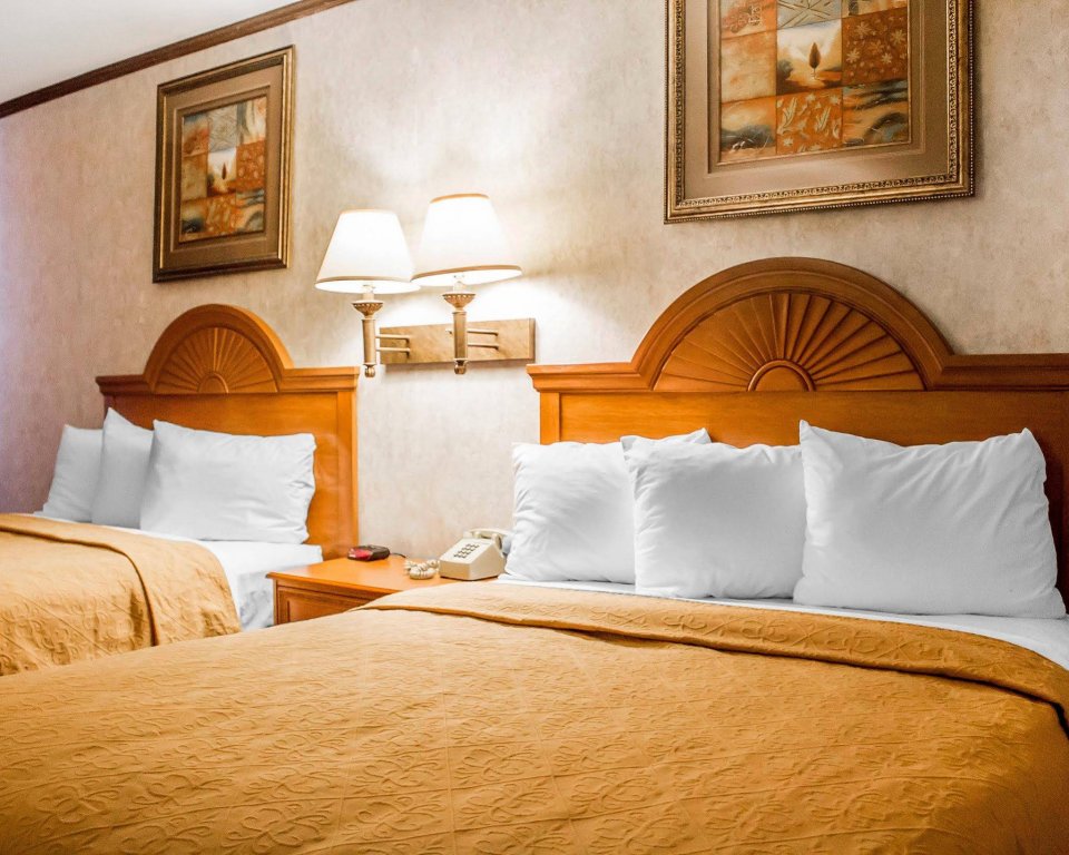 Фото Baymont by Wyndham Perrysburg