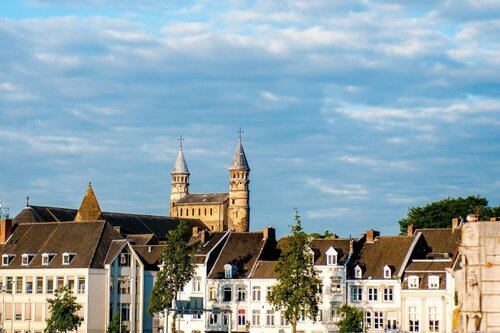 Гостиница Monastere Maastricht в Маастрихте