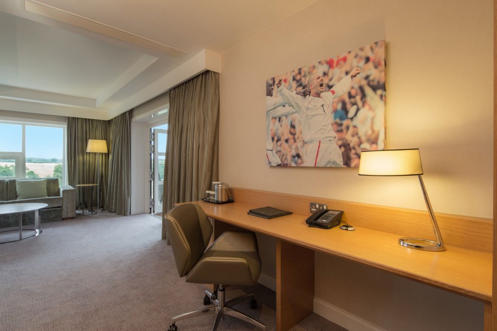 Фото Hilton at St George's Park, Burton Upon Trent