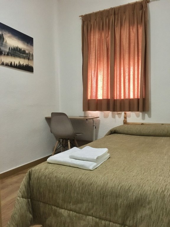 Фото Hostal Santa Bárbara