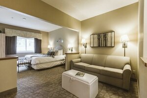 Гостиница Expressway Suites Bismarck