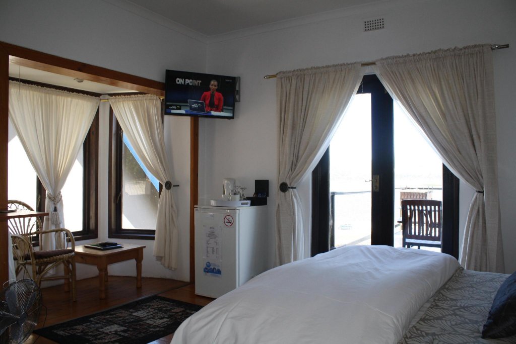 Фото Lagoon Lodge