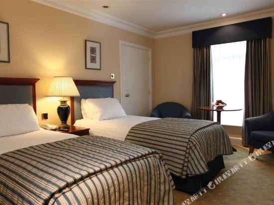 Фото Best Western Plus Birmingham Nec Meriden Manor Hotel