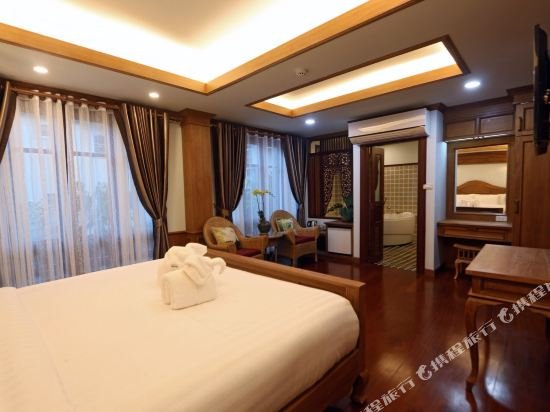 Фото Rich Garden House Hotel