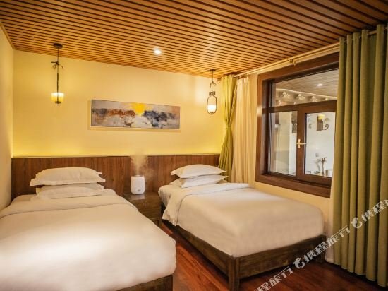 Гостиница Blossom Dynasty Inn