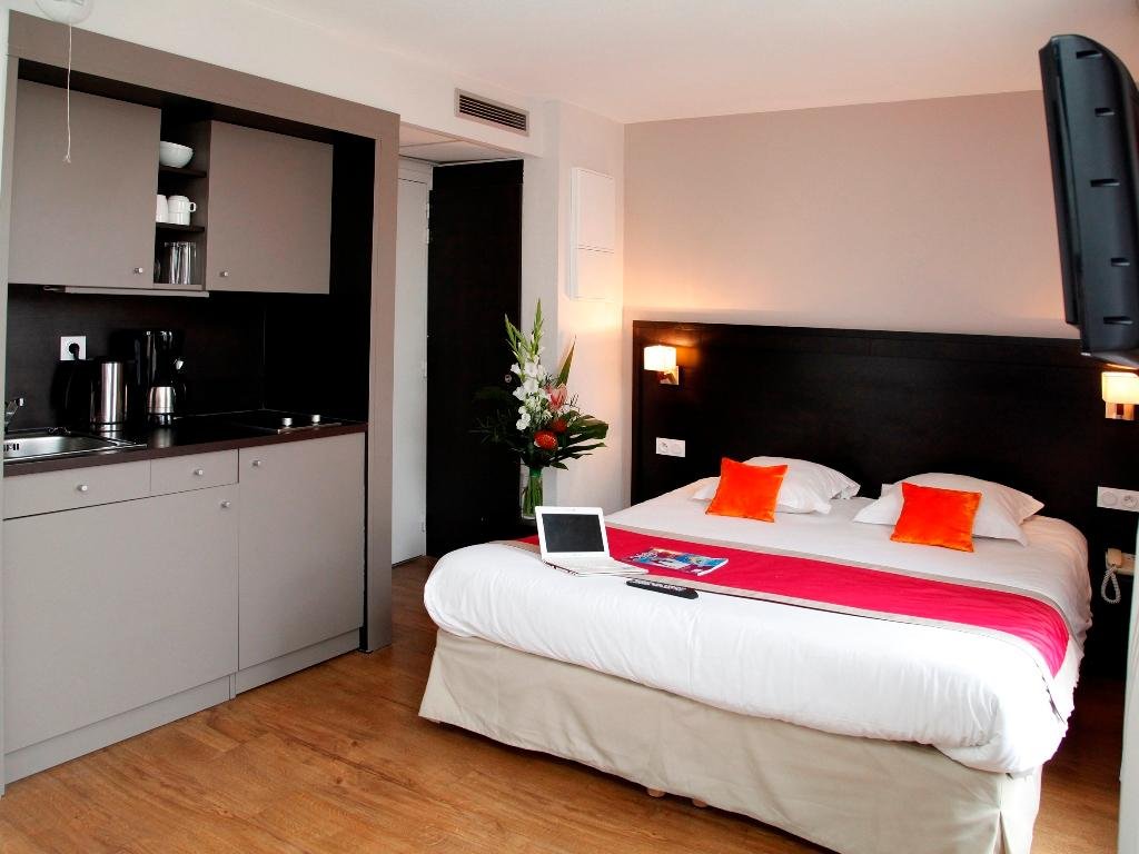 Фото Odalys City Aix EN Provence Les Floridianes