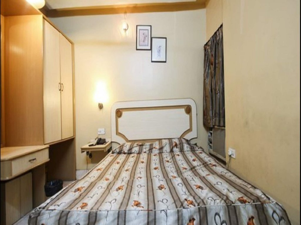 Фото Hotel Pushpak International