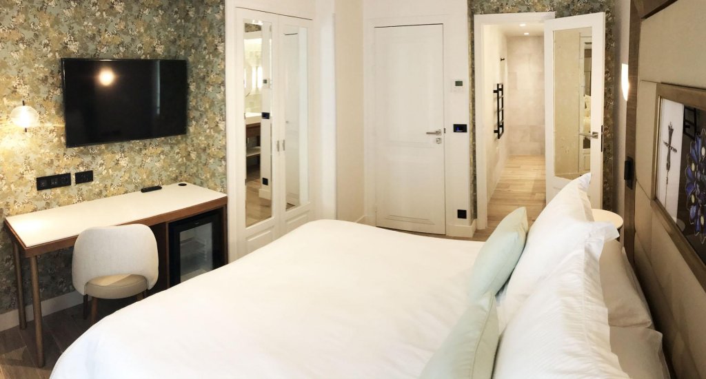 Фото Hotel Des Champs Elysees