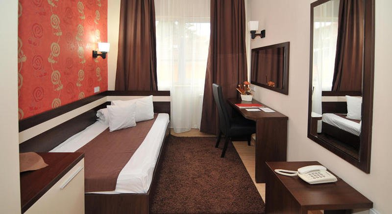 Фото Hotel Confort