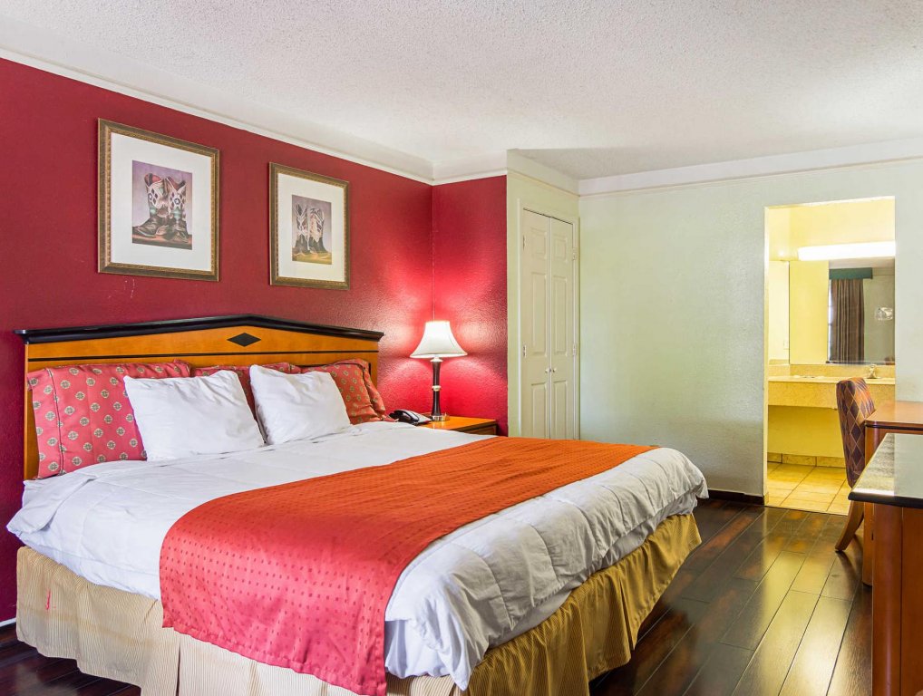 Фото Magnuson Hotel Little Rock South