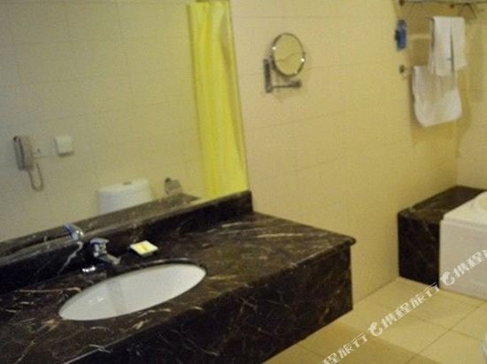 Фото Days Hotel Tanggu Tianjin