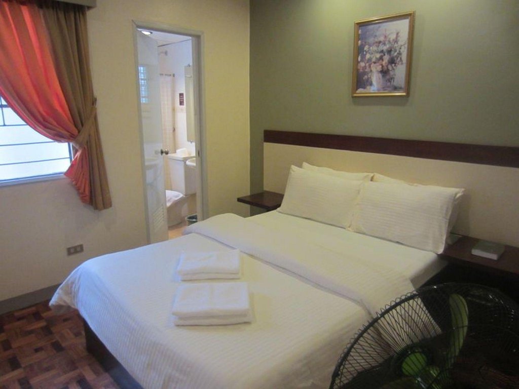 Фото Baguio Holiday Villas