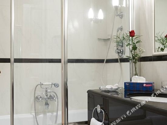 Фото Grof Degenfeld Castle Hotel