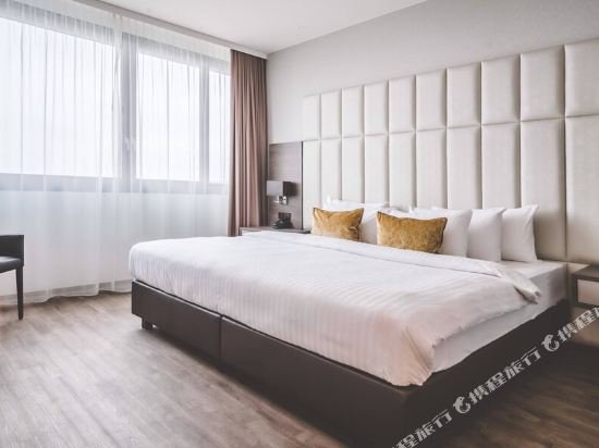 Фото Bonn Marriott Hotel