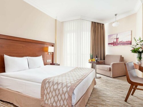 Внешний вид отеля Salamis Bay Conti Resort Hotel в Агиосе Сергиосе, фото 4