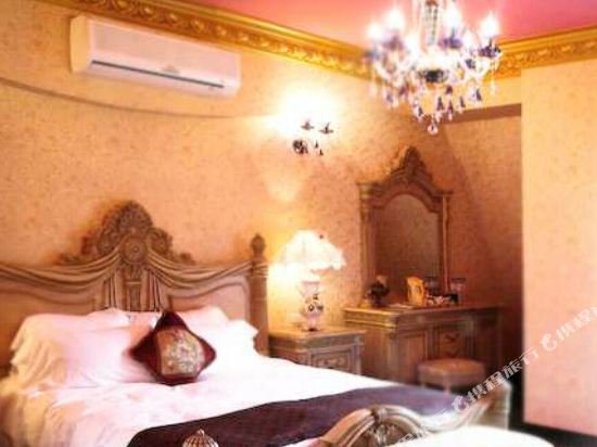 Фото Victoria Castel