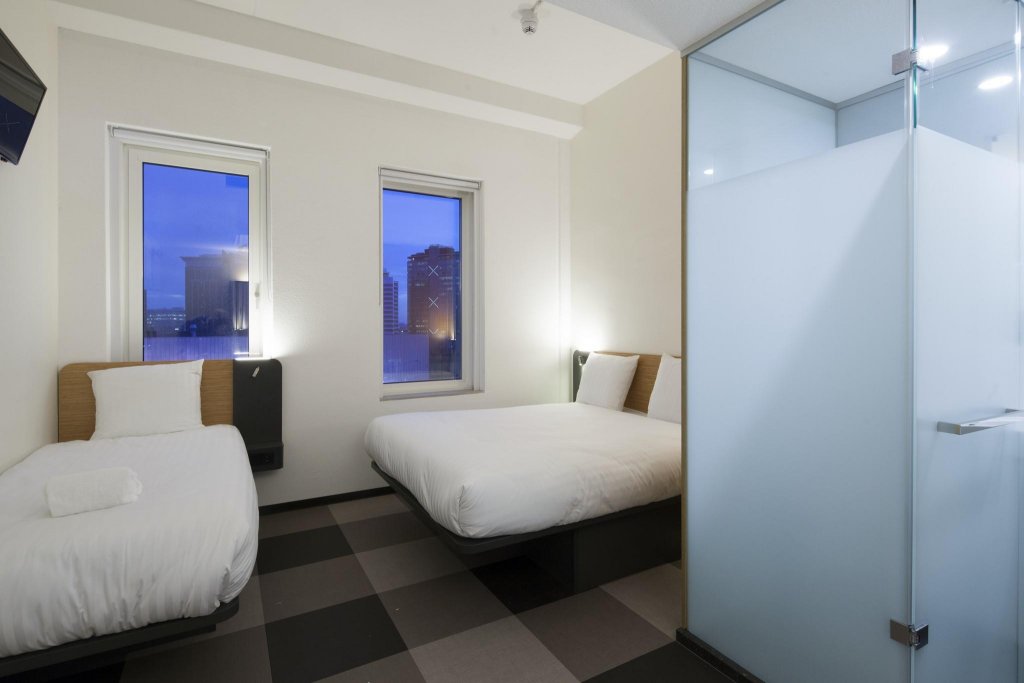 Фото EasyHotel Amsterdam Arena Boulevard