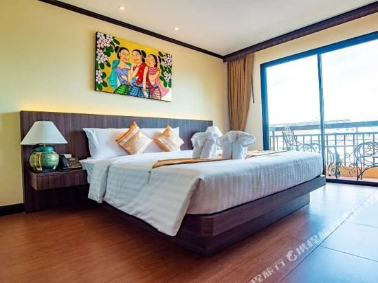 Фото D Hotel Pattaya