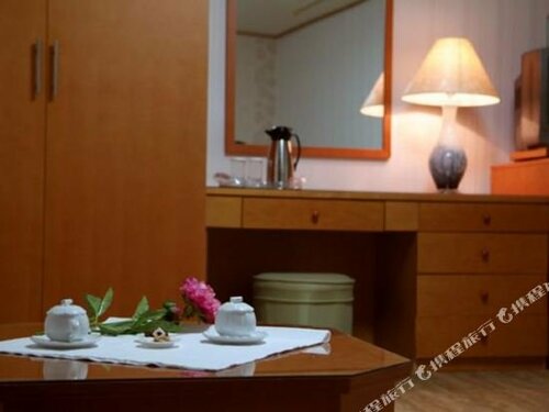 Гостиница Onyang Hot Spring Hotel в Асане