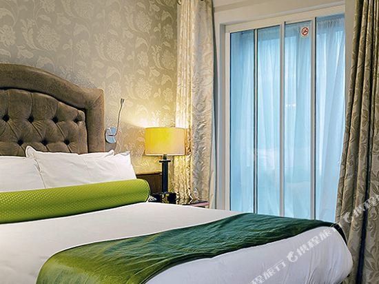 Фото Drury Court Hotel