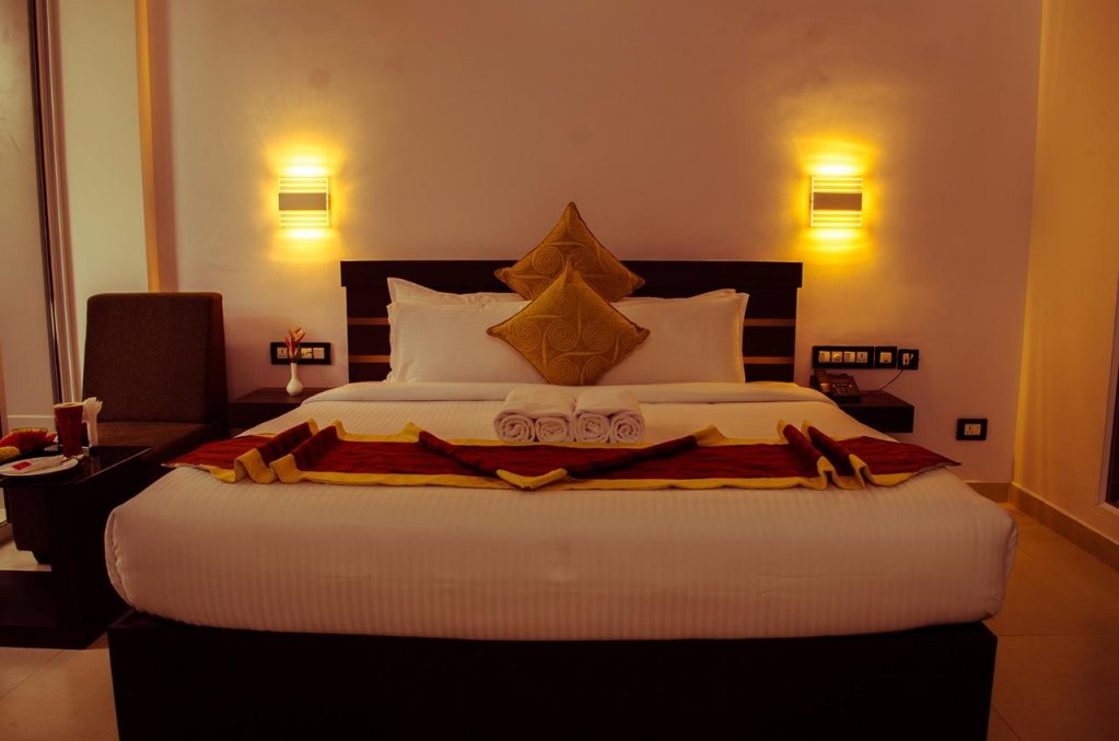 Фото Leela Backwaters Inn