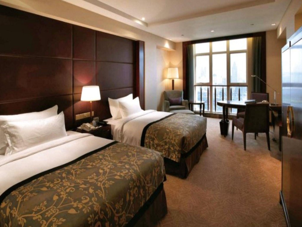 Фото Wyndham Grand Plaza Royale Ningbo