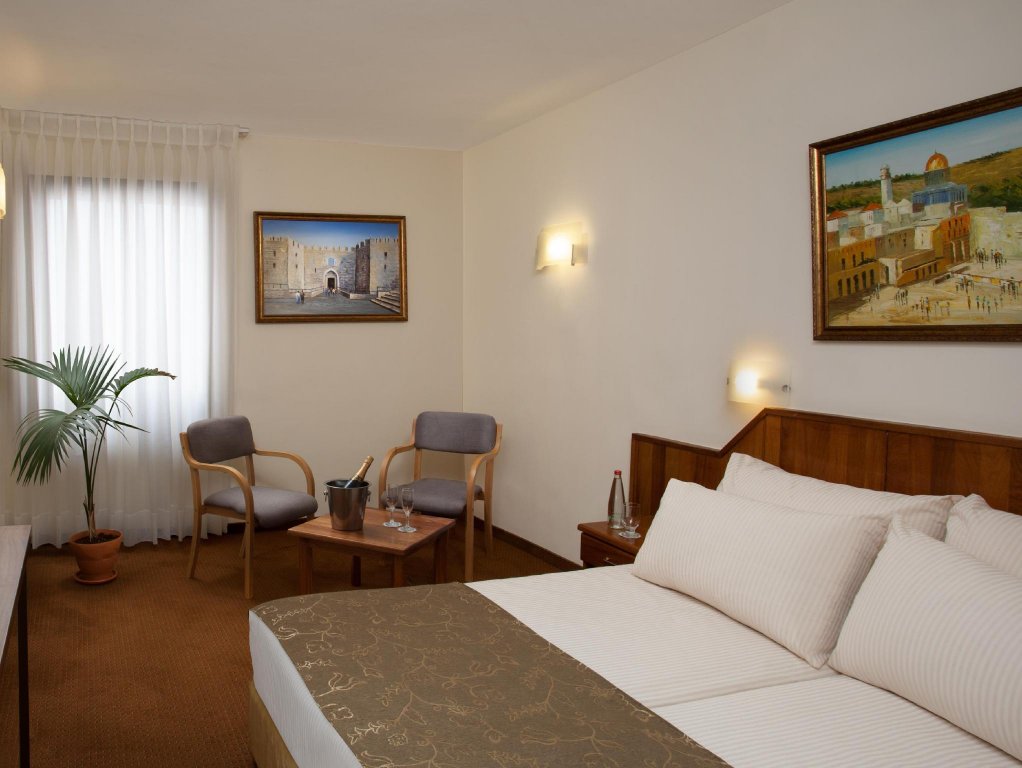 Фото Jerusalem Gate Hotel