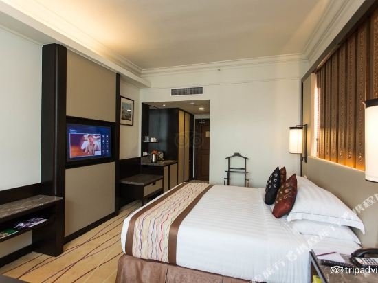 Фото Parkroyal Yangon