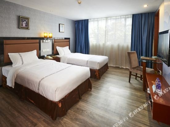 Фото Bravo Business Hotel