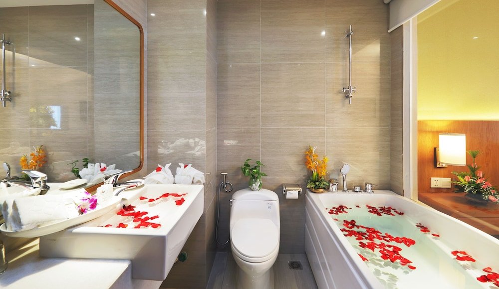 Фото Отель Harmony Saigon Hotel & Spa