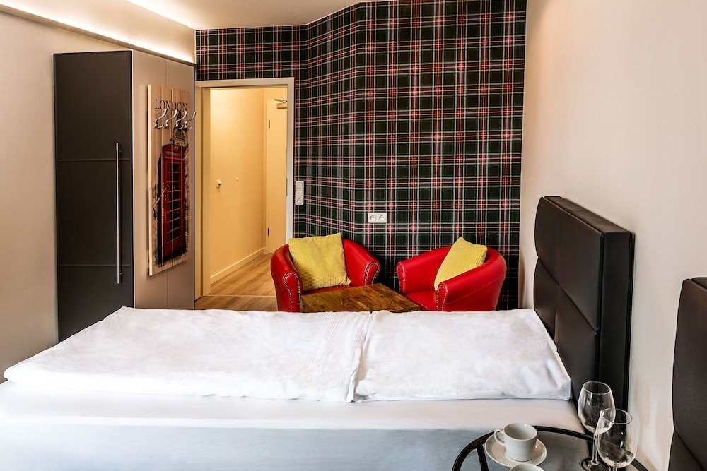 Фото Hotel SleepInn Volkspark - Adult Only