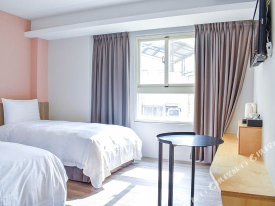 Фото Sparrow Hotel