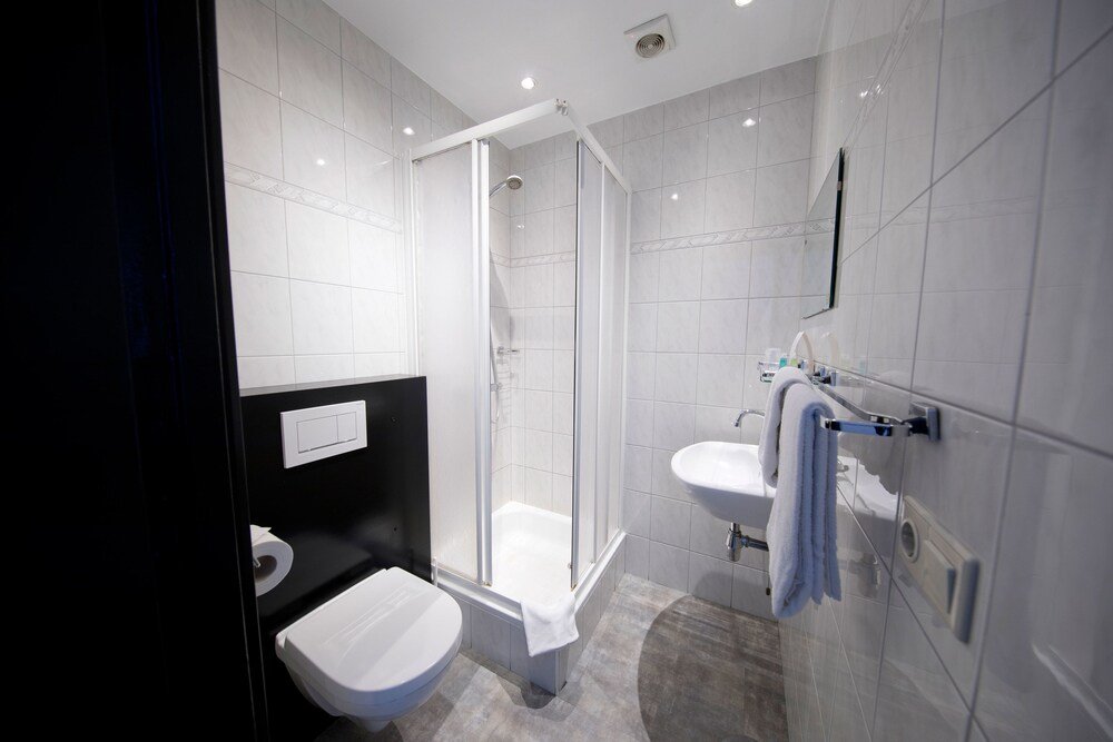 Фото Hotel St. Lambert