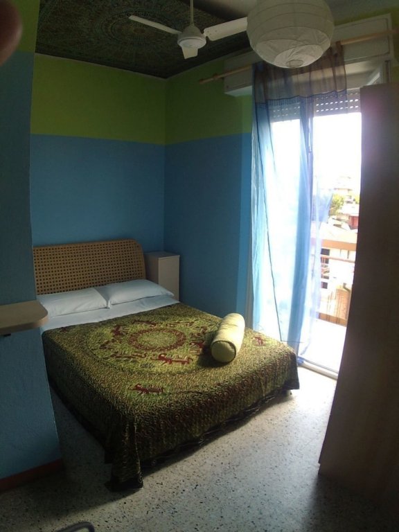 Фото Jammin' Rimini Party Hostel