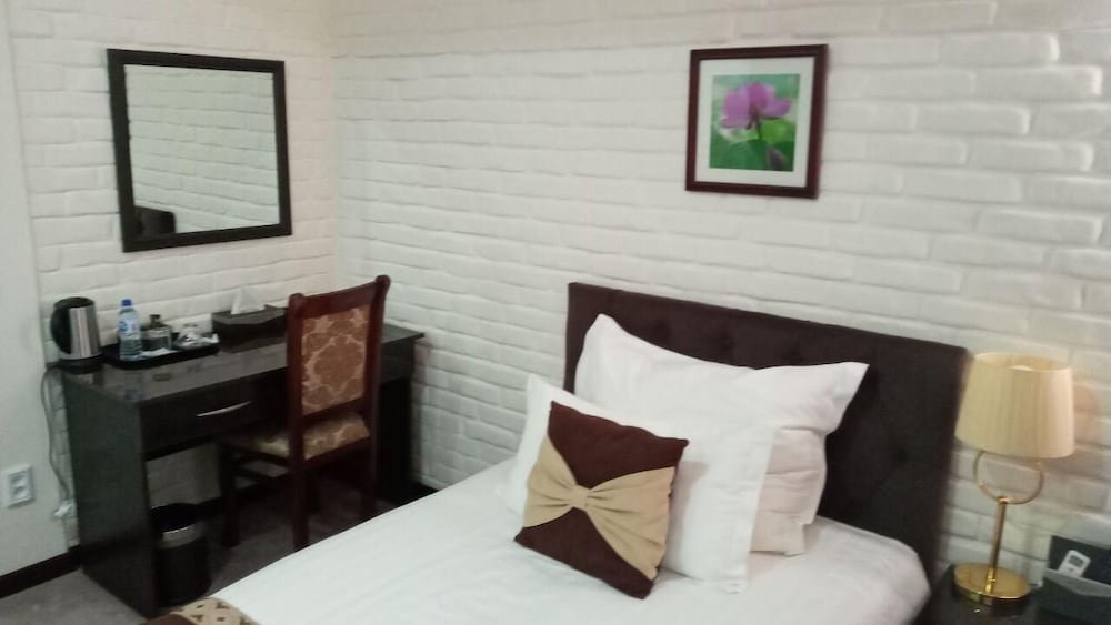 Фото Zarafshan Grand Hotel